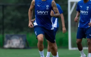 تعرف على القنوات الناقلة لمباراة الهلال وريال مدريد 