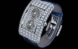 جاكوب آند كو تطلق Billionaire Double Tourbillon: ساعة تتحدى كل التوقعات