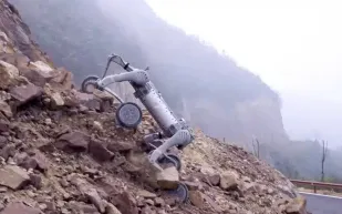 روبوت رباعي يدمج بين البراعة الحركية ومهام الإنقاذ الجريئة (فيديو) 