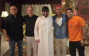 المستشار تركي آل الشيخ يكشف تفاصيل لقائه الدافئ بالزعيم عادل إمام