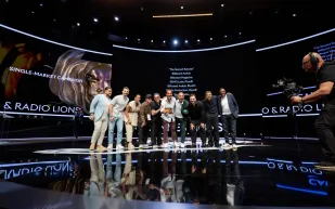  SRMG Labs تحصد ذهبية وفضية مهرجان كان ليونز عن حملة تكرّم الأيقونة السعودية عتاب