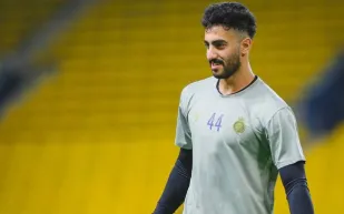  كواليس خاصة جدًا: نواف العقيدي يكشف سر توتر الأجواء بين لاعبي النصر (فيديو)