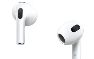 Apple تغيّر قواعد اللعبة.. AirPods لم تعد مجرد سماعة