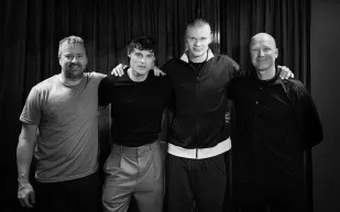 إرلينج هالاند والملياردير جوستاف فيتسو يدخلان عالم السفر مع Db