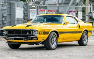 بعد 28 عامًا من الحفظ العائلي.. شيلبي GT500 الأصلية تُعرض للبيع في مزاد