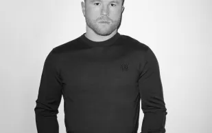 الفخامة تسبق اللكمات.. ساعة Jacob & Co ترافق ألفاريز في الرياض