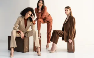 ما الذي يجعل وجه المرأة أكثر جاذبية عالميًّا؟