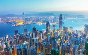 خارطة السفر تتغيّر: السعوديون يتجهون شرقًا هذا الصيف