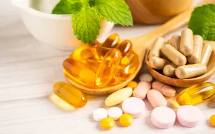 خبير لياقة يكشف: هذه المكملات الشائعة "وعود فارغة"