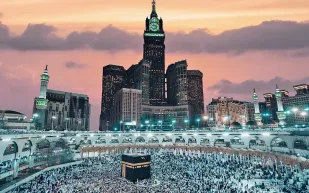 وزارة الحج تعلن مواعيد تأشيرات العمرة لعام 1447 وترتيبات استقبال المعتمرين