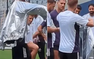 كيف يحارب مانشستر يونايتد  الحرارة المرتفعة في معسكره التحضيري؟ (فيديو) 