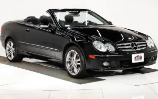 بعد 15 عامًا في المتحف... سيارة بريتني سبيرز الشهيرة تعود للأضواء في مزاد (فيديو)