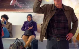 بعد رحيله.. سطور من حياة جوليان ماكماهون المليئة بالتحدي  الشغف  والثروة