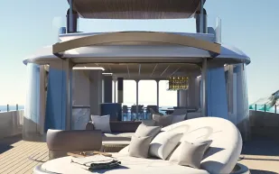 يخت إيلي صعب الأول: فخامة التصميم تعانق الأمواج (فيديو)