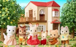 Sylvanian Families تلاحق صانعة محتوى بسبب مقاطع TikTok غير ملائمة