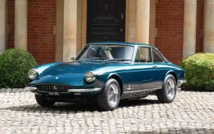 فيراري 365 GTC موديل 1969.. تحفة نادرة تبحث عن مالكها الجديد