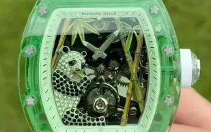 أنانت أمباني يتألق بساعة ريتشارد ميل نادرة.. تعرف على مواصفاتها الفاخرة