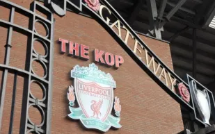 مُلاك ليفربول يوسّعون نفوذهم الأوروبي... وخيتافي على رادار الاستحواذ