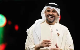 حسين الجسمي يواصل رواية ألبومه.. الحكاية الرابعة تجمعه بهشام جمال وليلى زاهر (فيديو)