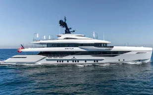 Bilgin تكشف عن Camila: يخت بـ50 مترًا يجمع الأناقة والفخامة