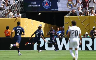 في الشوط الأول.. باريس سان جيرمان يضرب ريال مدريد بثلاثية ويقترب من النهائي (فيديو)