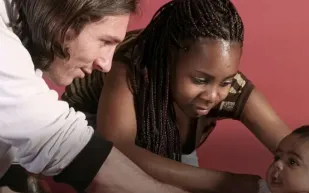 لامين يامال يعلّق على صورته مع ليونيل ميسي بعد 18 عامًا