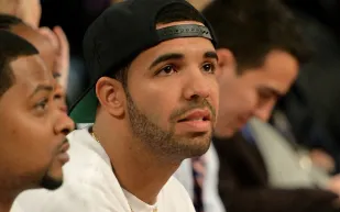 طائرة "Air Drake".. جولة داخل قصر دريك الطائر بقيمة 200 مليون دولار!