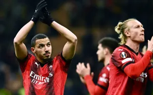 الهلال يقترب من ضم بن ناصر.. نجم ميلان على أعتاب دوري روشن