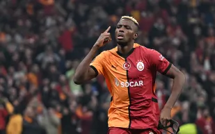 سباق ضم أوسيمين يشتعل بين الهلال وغلطة سراي