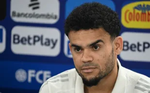 رسميًا.. لويس دياز ينتقل إلى بايرن ميونيخ في ثالث أضخم صفقة بتاريخ النادي (فيديو)