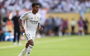 توتنهام يُزاحم آرسنال وليفربول للتعاقد مع هذا اللاعب!