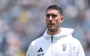 ميلان يفاوض يوفنتوس لضم فلاهوفيتش في صفقة تبادلية ضخمة (تفاصيل)