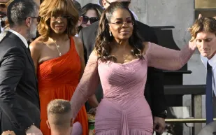 بعد تحذيرات تسونامي هاواي.. ما الذي دفع سكان ماوي لمهاجمة أوبرا وينفري؟