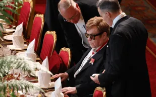 حفل زفاف فاخر لابنة ستيف جوبز.. وإلتون جون نجم الليلة