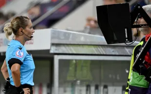 تغييرات مرتقبة على تقنية VAR قبل انطلاق كأس العالم 2026