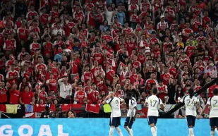 لحظة لا تُنسى.. هدف عالمي يحسم ديربي آرسنال وتوتنهام في هونغ كونغ (فيديو)