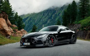 بأداء مذهل وتصميم فاخر: BRABUS تكشف عن أحدث سياراتها الهجينة 