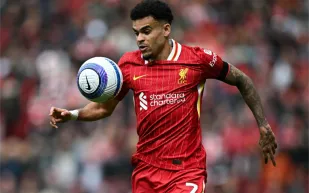 لويس دياز يودّع ليفربول وينضم إلى بايرن ميونيخ (فيديو)