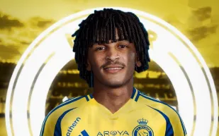 لاعب النصر يغادر معسكر النمسا بعد تعرضه للإصابة