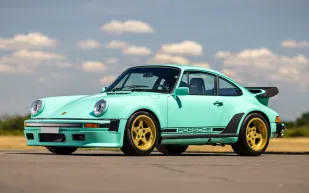 بورشه 911 TAG توربو.. حين يتحوّل تراث ماكلارين إلى أيقونة طريق