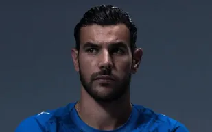 بعد انتقاله للهلال.. ثيو هيرنانديز يوجه انتقادات لاذعة لإدارة ناديه السابق