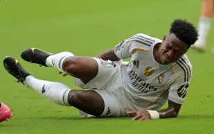 فينيسيوس في مهب الريح.. لا اتفاق مع ريال مدريد هذا الصيف