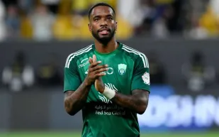 في حادثة مفاجئة: إيفان توني لاعب الأهلي السعودي يتعرض للسرقة في لندن