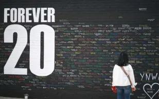 ليفربول يخلد ذكرى جوتا في الموسم الجديد بعبارة مؤثرة (فيديو) 