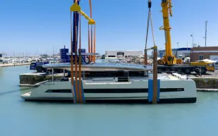 Sundance يبحر بصمت: نقلة نوعية في عالم اليخوت الكهربائية