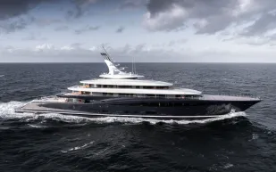 أول يخت يعمل بالهيدروجين النقي.. Breakthrough  يُعيد صياغة مستقبل البحر  