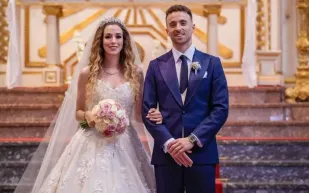 أرملة ديوغو جوتا تحتفل بشهر من زواجها وتكرم ذكرى زوجها الراحل 