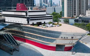 لويس فويتون تطلق "ذا لويس".. متجر فاخر مستوحى من أناقة الرحلات البحرية