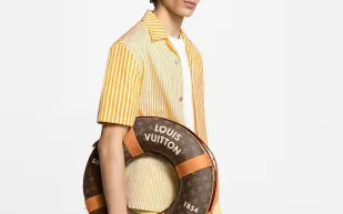 حقيبة Lifebuoy من Louis Vuitton.. فخامة دائرية التصميم