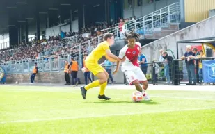 مقابل 10 ملايين يورو.. نيوم يقترب من ضم جوهرة موناكو 